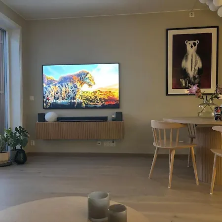 New Floor Nordic 2br With West-view Balcony *